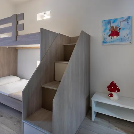 Casa Gardenia-modern Next To The Beach, Near Old Town Apartamento