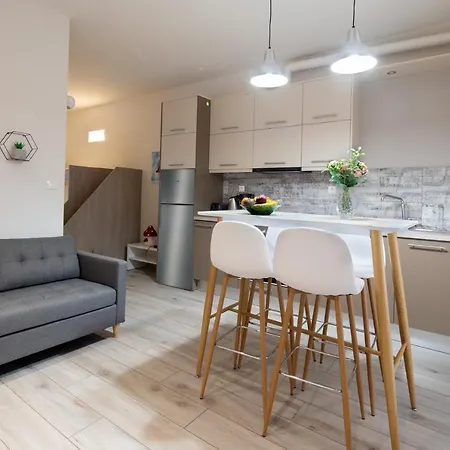 Casa Gardenia-modern Next To The Beach, Near Old Town Lägenhet Chania (Crete)