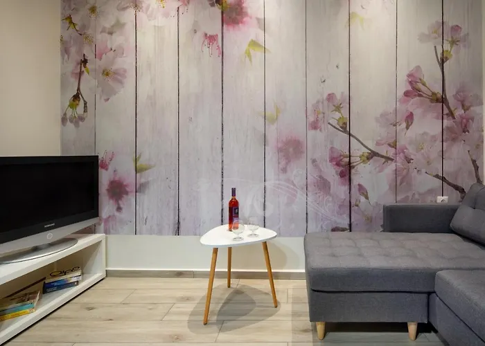 Apartment Casa Gardenia-modern Next To The Beach, Near Old Town