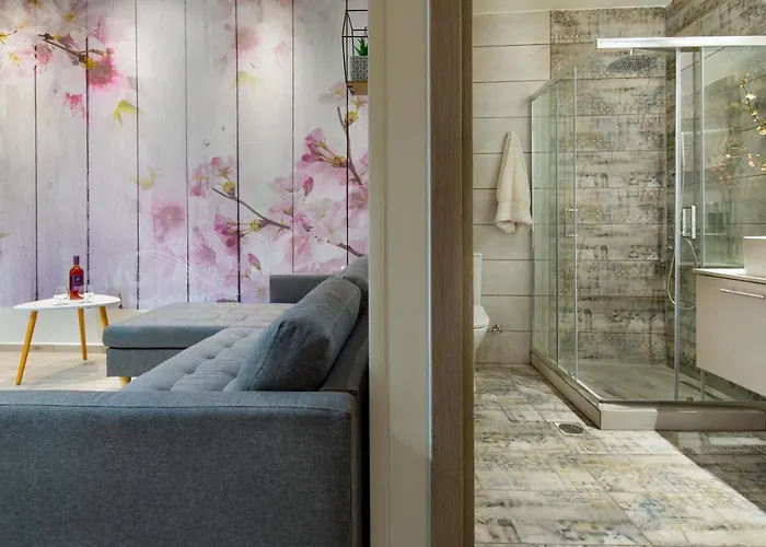 Casa Gardenia-modern Next To The Beach, Near Old Town Appartement